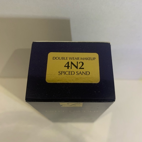 COPY - Estée Lauder Double Wear Stay in Place Foundation - 4N2 Spiced Sand - Picture 3 of 4